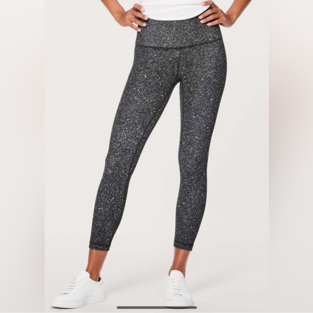 Lululemon Align Pant II (25") Size 8 black and white